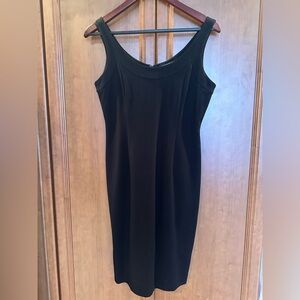 Black knee length Eileen Fisher dress! Excellent condition! Worn once!